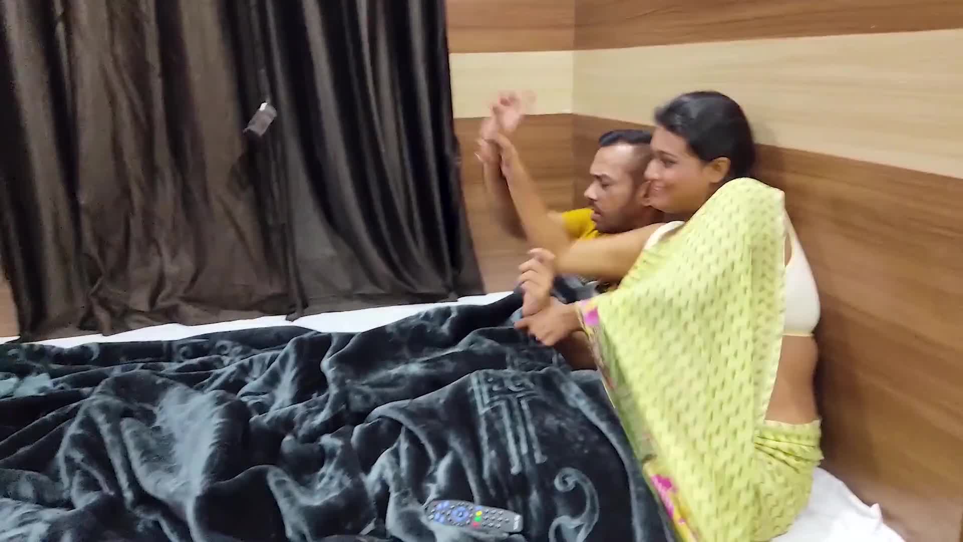 Pyaasi Bhabi Ki Mast Chudai Full Movie, Porn 91:
