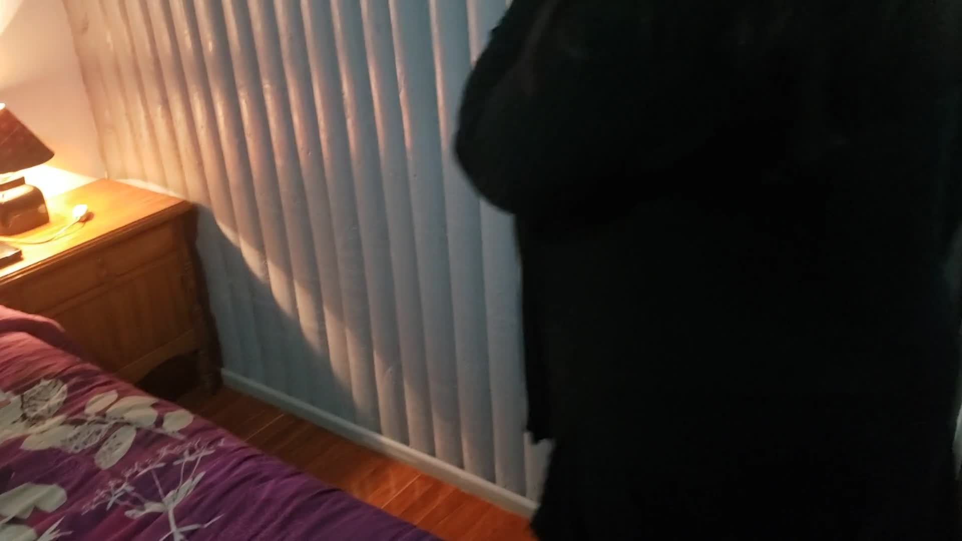 Stepson Visits Stepmom's Bed While She Rests: Free Porn 86